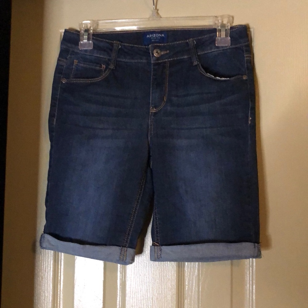 Arizona Bermuda Shorts